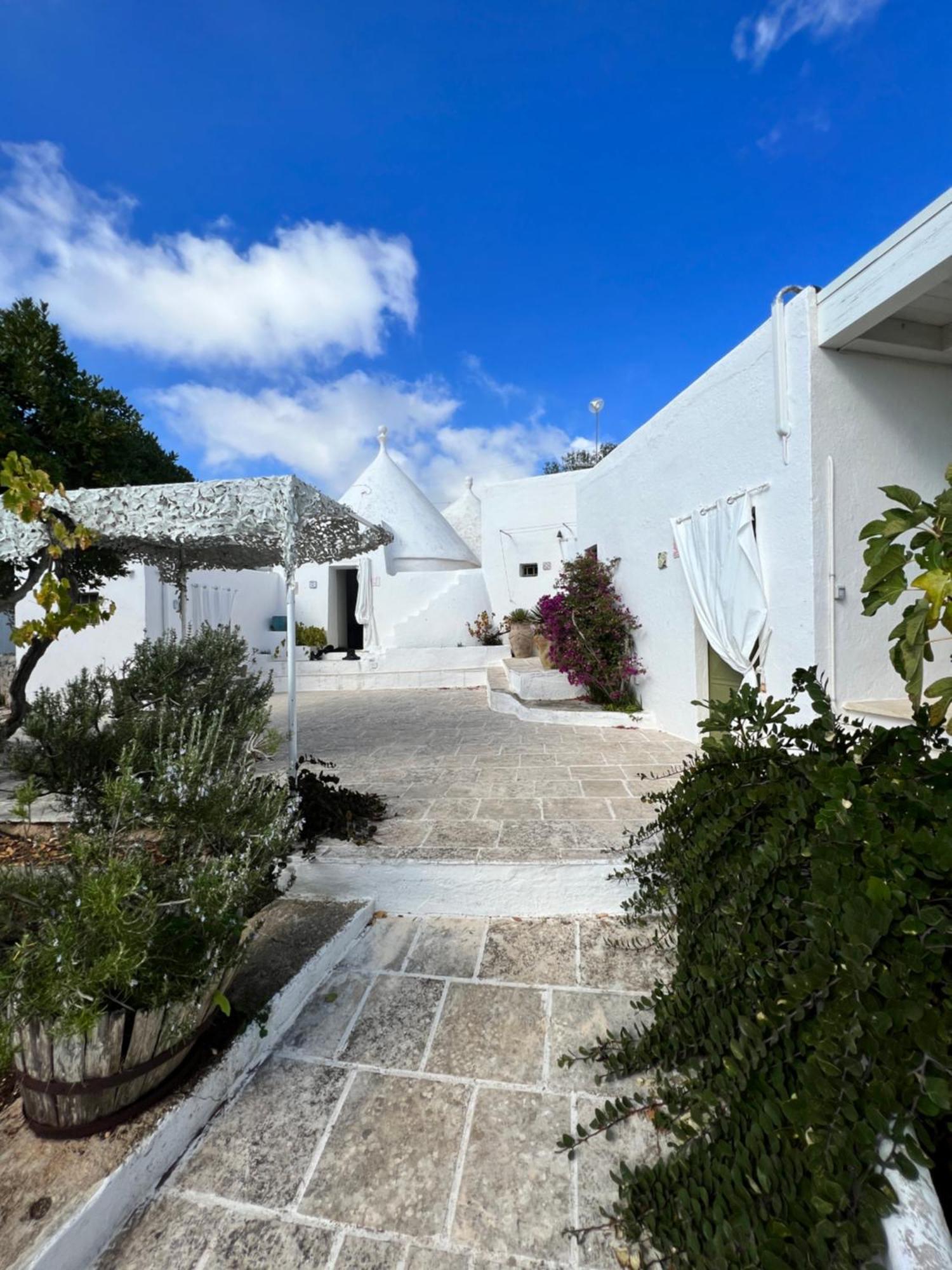 Готель Syconium Trullo And Lamia Gea Charme And History Остуні Екстер'єр фото