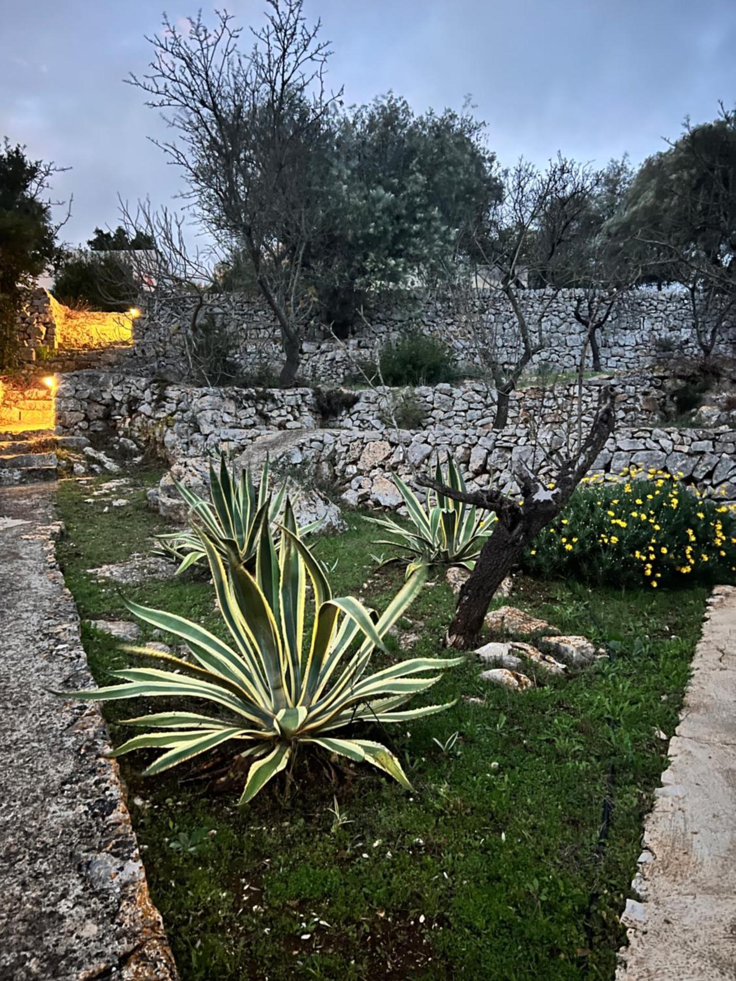 Готель Syconium Trullo And Lamia Gea Charme And History Остуні Екстер'єр фото