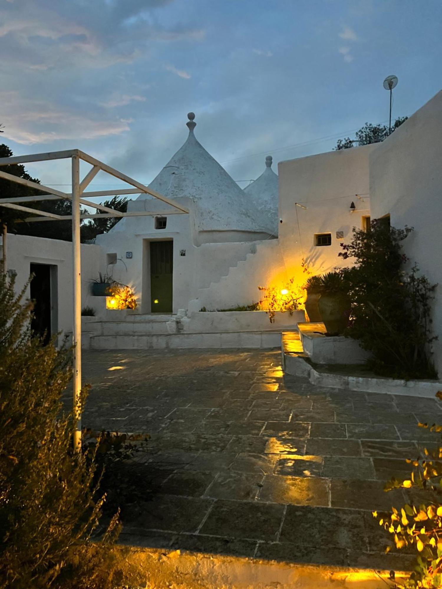 Готель Syconium Trullo And Lamia Gea Charme And History Остуні Екстер'єр фото