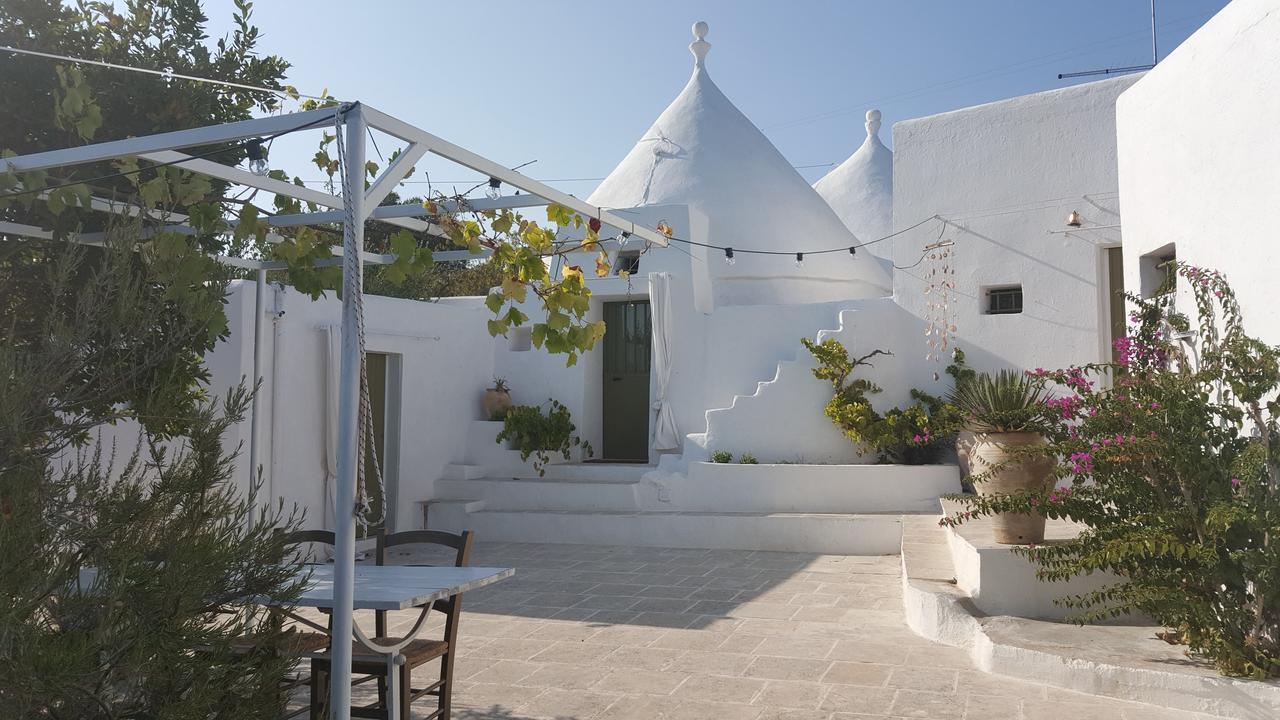 Готель Syconium Trullo And Lamia Gea Charme And History Остуні Екстер'єр фото
